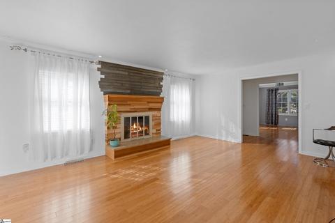 207 Oates Ave, Easley, SC 29640 photo 6