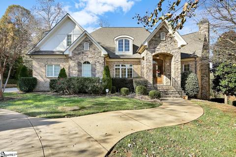 2 Gatwick Ln, Simpsonville, SC 29681