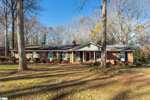 8 Rollingreen Rd, Greer, SC 29651 photo 1