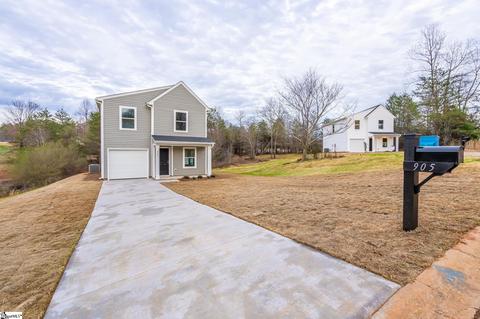 905 Helm Ct, Greenville, SC 29617