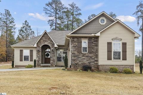 621 Crooked Trace Ln, Seneca, SC 29672