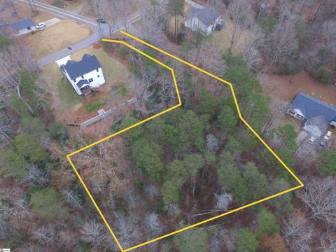 118 Coachman Ln, Greer, SC 29651