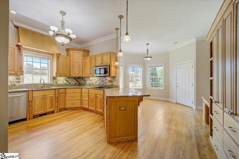 320 Pine Dr, Greer, SC 29651 photo 11