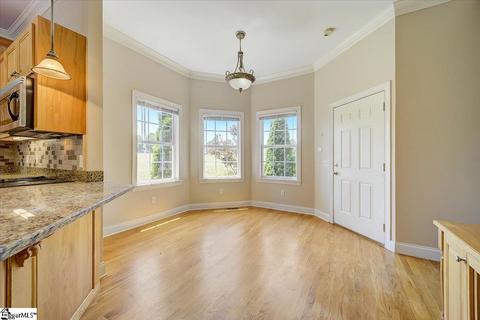320 Pine Dr, Greer, SC 29651 photo 8