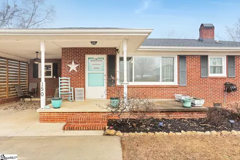 150 Summit Dr, Easley, SC 29640 photo 1
