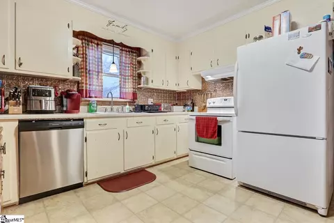 150 Summit Dr, Easley, SC 29640 photo 11