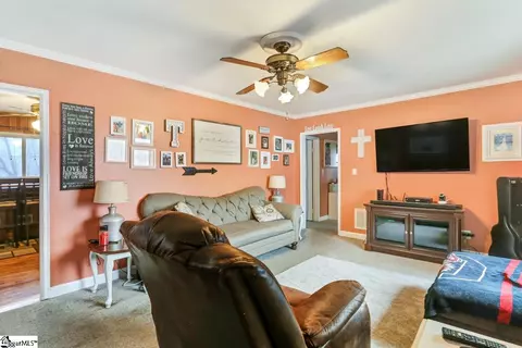 150 Summit Dr, Easley, SC 29640 photo 7