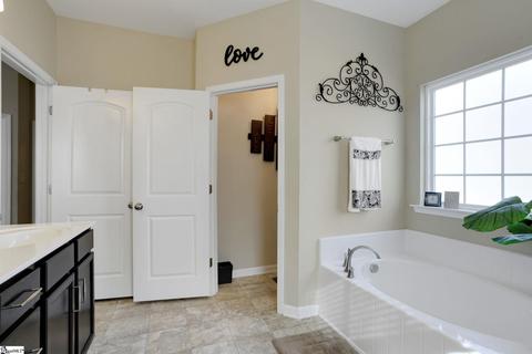 208 E Pyrenees Dr, Lyman, SC 29365 photo 29