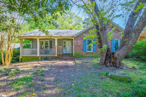 105 Clearview Rd, Travelers Rest, SC 29690