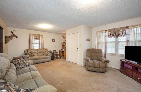4 Pinecrest Dr, Williamston, SC 29697 photo 6