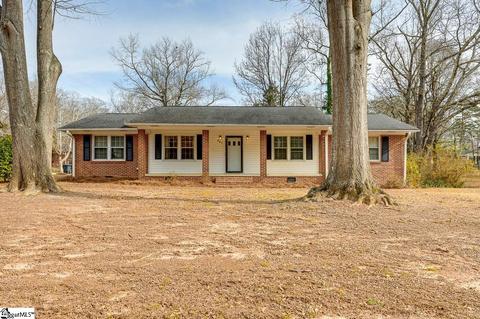437 Forest Ln, Belton, SC 29627