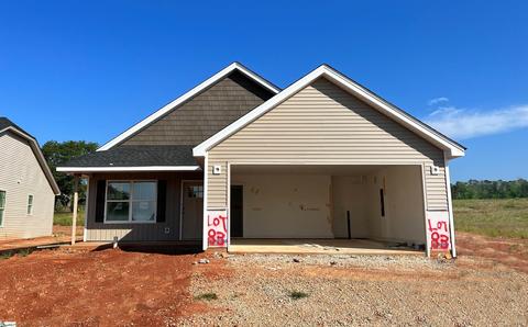 15 Landry Ln, Greenville, SC 29617