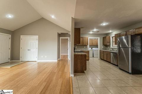10 Spruce St, Startex, SC 29377 photo 9