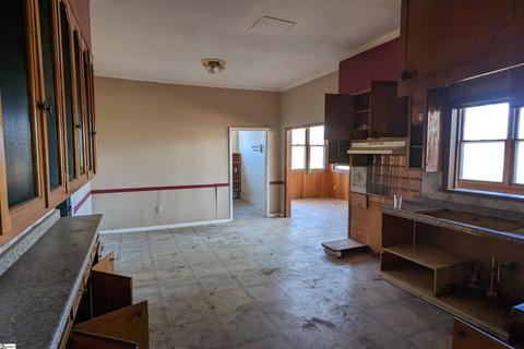 8960 Augusta Rd, Pelzer, SC 29669 photo 12