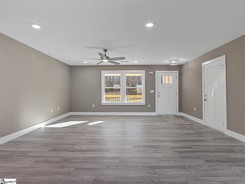 369 Ponder Rd, Greer, SC 29651 photo 9