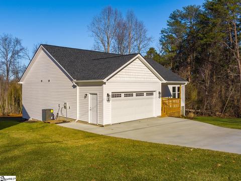 369 Ponder Rd, Greer, SC 29651 photo 3