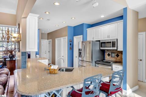 508 E Tara Ln, Duncan, SC 29334 photo 3