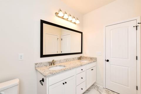 9 5th St, Greer, SC 29651 photo 10