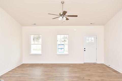 9 5th St, Greer, SC 29651 photo 6