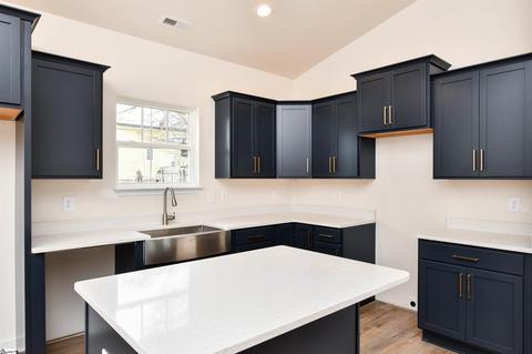 9 5th St, Greer, SC 29651 photo 15