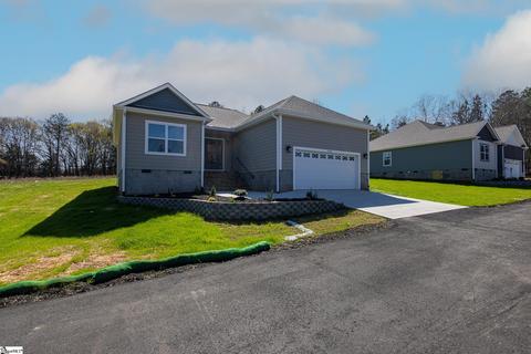 5297 Allen Bridge Rd, Fountain Inn, SC 29644