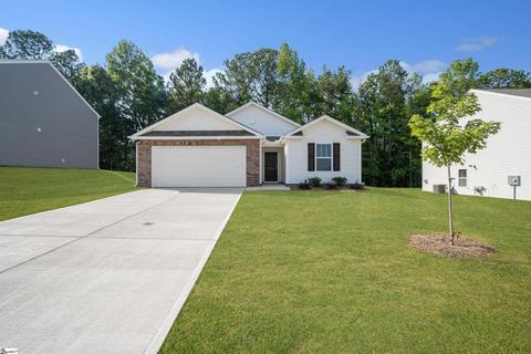 110 Antler Creek Ln, Greenwood, SC 29646