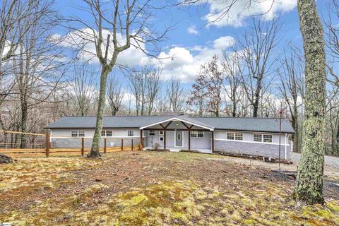 13 Woodhaven Dr, Greenville, SC 29609