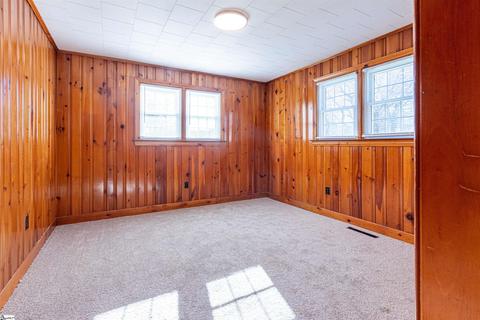 607 E Montgomery St, Gaffney, SC 29340 photo 7