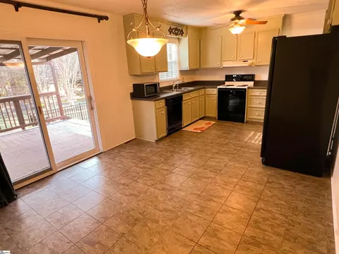 110 Stonehaven Ln, Easley, SC 29642 photo 6