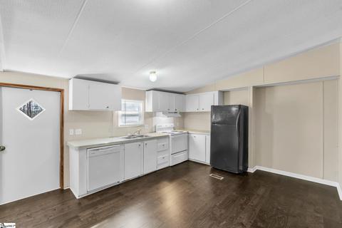 6 Preakness Ct, Greer, SC 29651 photo 8