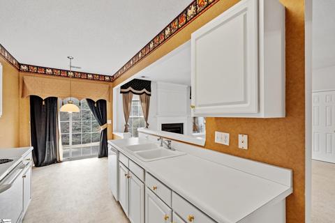 507 Coffield Dr, Greer, SC 29650 photo 15