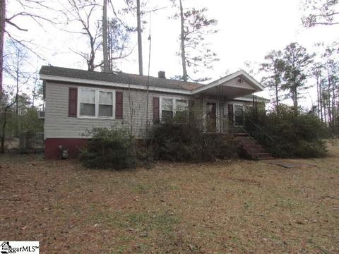 101 Woodberry Dr, Laurens, SC 29360