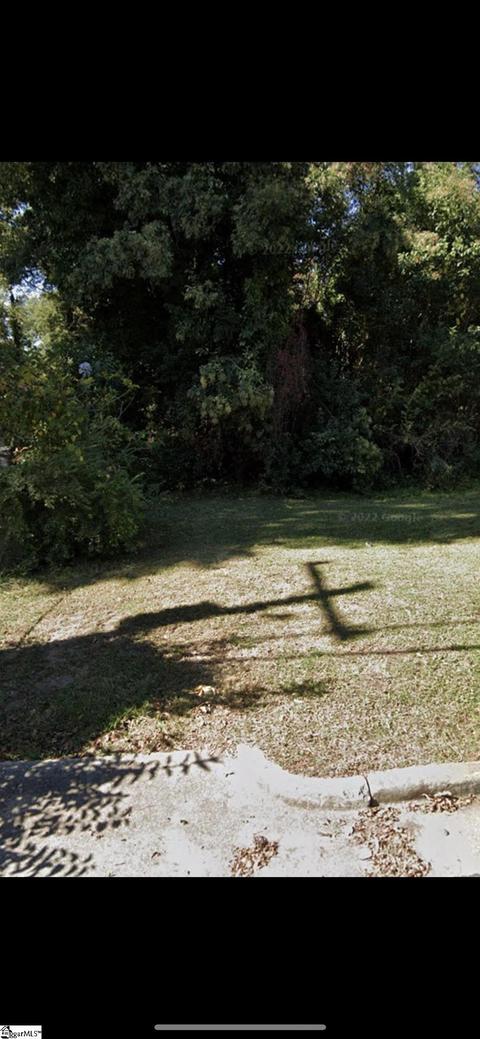 1307 Daniels Ave, Anderson, SC 29625