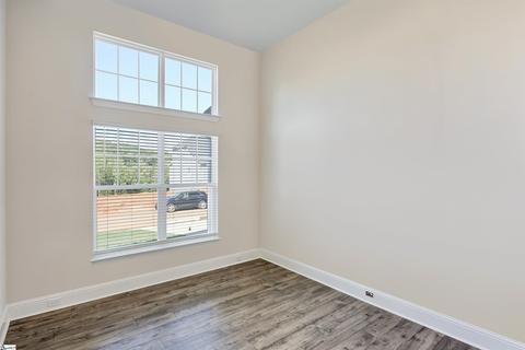 515 Willowbrook Rd, Easley, SC 29642 photo 5