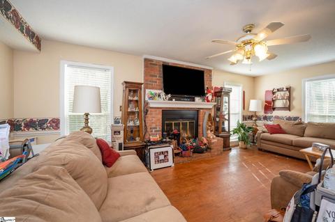 117 Graystone Dr, Moore, SC 29369 photo 6