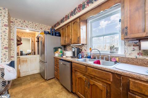 117 Graystone Dr, Moore, SC 29369 photo 12