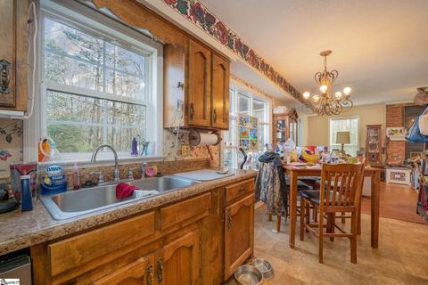 117 Graystone Dr, Moore, SC 29369 photo 10