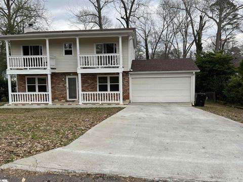 303 Chuckwood Dr, Simpsonville, SC 29680