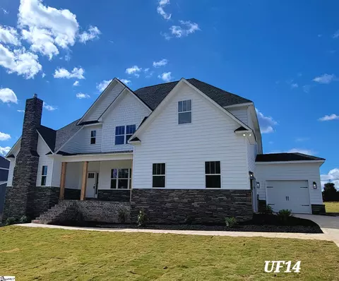 2 Peyton Ln, Simpsonville, SC 29681