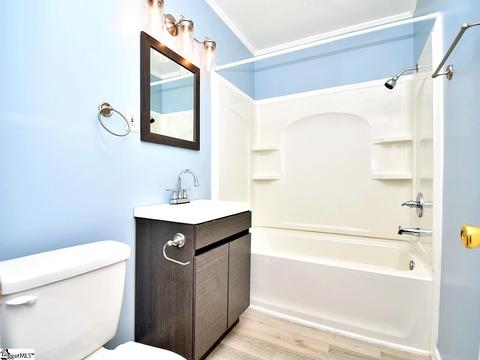18 E Summit Dr, Ware Shoals, SC 29692 photo 13