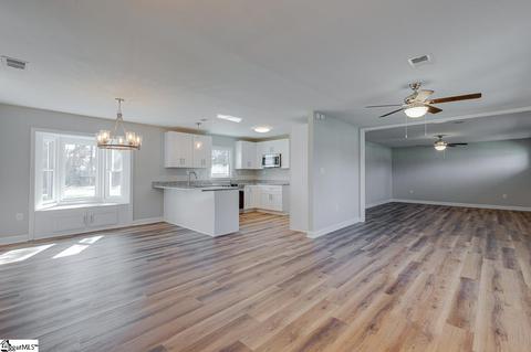 212 River Dr, Williamston, SC 29697 photo 7