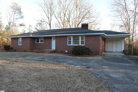 1071 Bethel Church Rd, Laurens, SC 29360