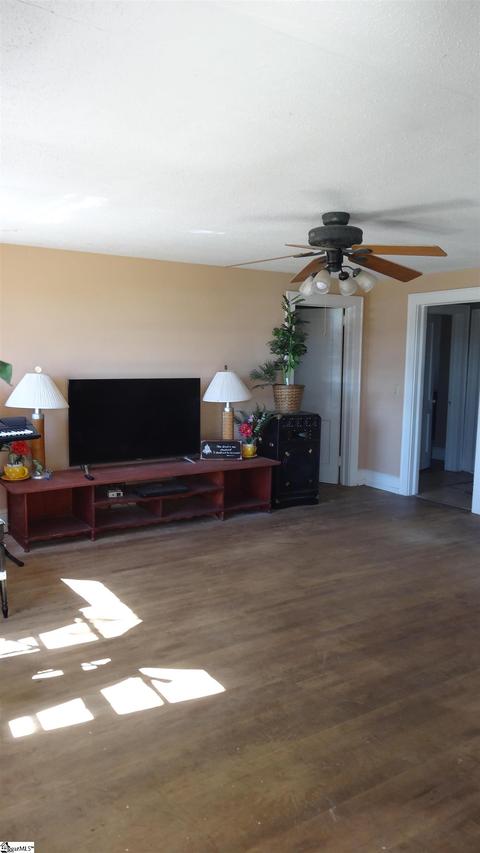 800 Liberty Dr, Easley, SC 29640 photo 10