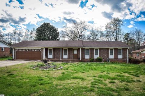 545 Saint Mark Rd, Taylors, SC 29687