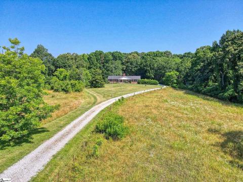 154 Shiloh Church Rd, Gray Court, SC 29645