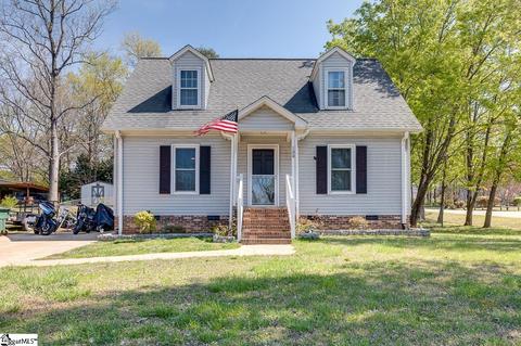 100 Skyline Way, Taylors, SC 29687