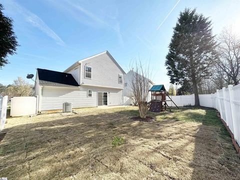 409 Riello Dr, Greer, SC 29650 photo 3