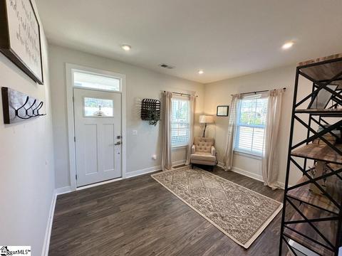 107 Thames Valley Dr, Easley, SC 29642 photo 4