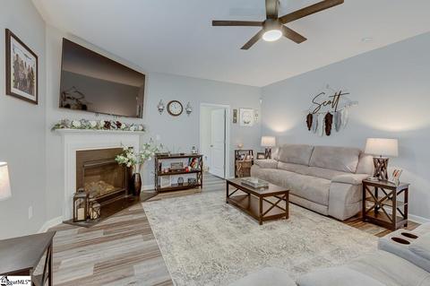 211 E Pyrenees Dr, Lyman, SC 29365 photo 11