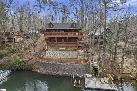 872 E Lakeshore Dr, Landrum, SC 29356